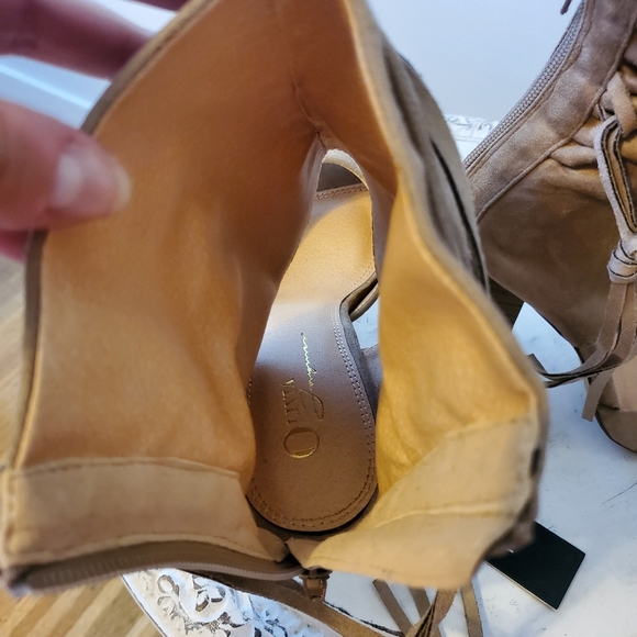 Suede zippered heeled ankle booties, open toed - Picture 3 of 5